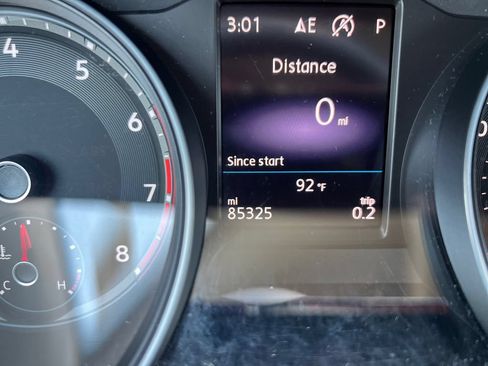 Used 2019 Volkswagen Atlas SE FWD image 19