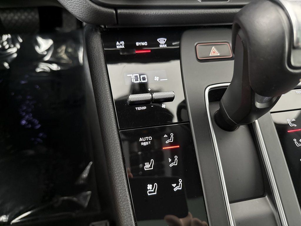 Certified 2026 Porsche Macan S AWD/4WD image 31