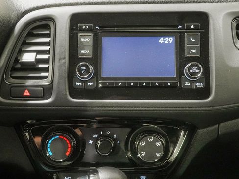 Used 2022 Honda HR-V LX image 26