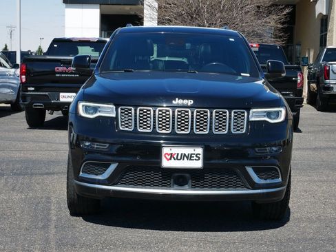 Used 2019 Jeep Grand Cherokee Summit image 2