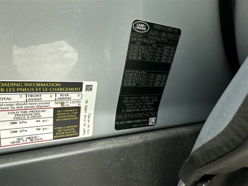 Used 2022 Land Rover Discovery S R-Dynamic image 36