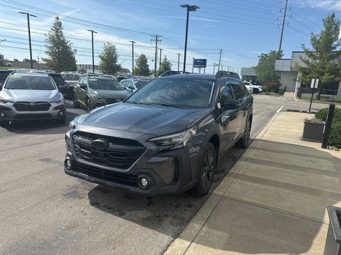 Used 2024 Subaru Outback Onyx Edition XT w/ Popular Package #2 AWD/4WD image 7