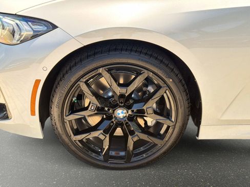 New 2026 BMW 330i Sedan w/ M Sport Package RWD image 10