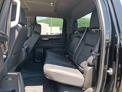 Used 2024 Chevrolet Silverado 1500 LTZ AWD/4WD image 10