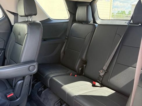 Used 2019 Chevrolet Traverse RS w/ LPO, Floor Liner Package AWD/4WD image 25