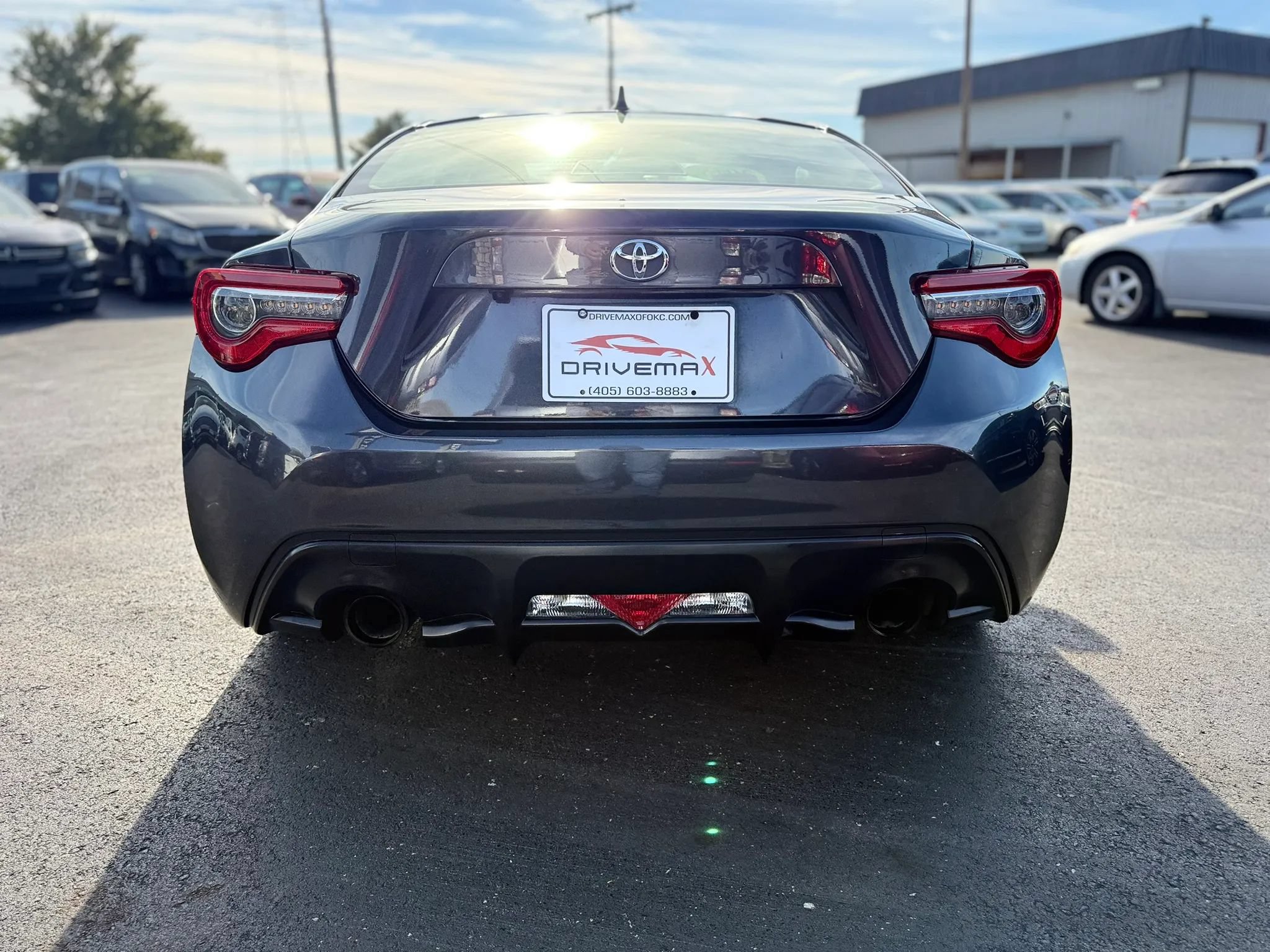 Used 2018 Toyota 86 RWD image 4