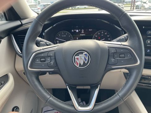 Used 2023 Buick Envision Avenir AWD/4WD image 18