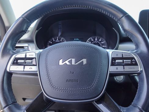 Used 2022 Kia Telluride S AWD/4WD image 17