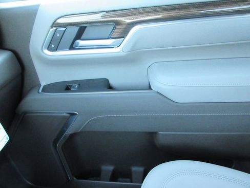 New 2026 Chevrolet Silverado 2500 LT w/ All Star Edition AWD/4WD image 36