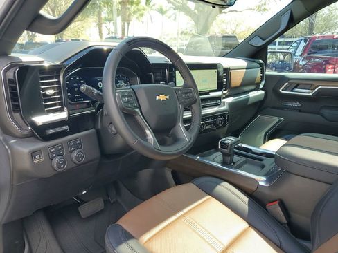 Used 2026 Chevrolet Silverado 1500 High Country image 13