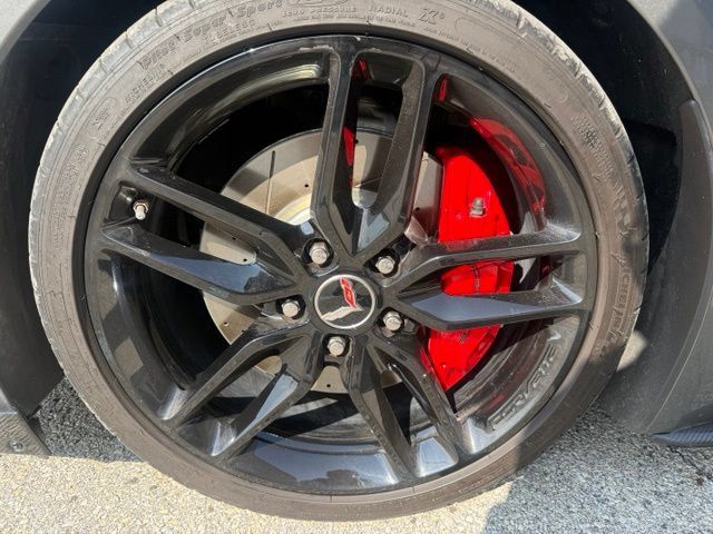 Used 2015 Chevrolet Corvette Stingray Coupe w/ 3LT Preferred Equipment Group RWD image 15