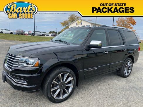 Used 2017 Lincoln Navigator Reserve image 3