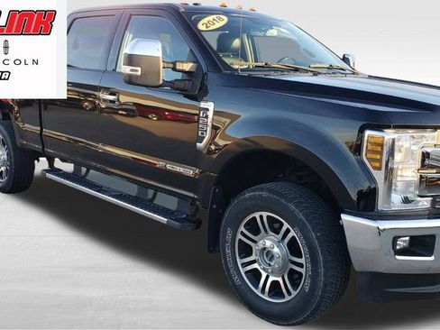 Used 2018 Ford F250 Lariat w/ Chrome Package AWD/4WD image 2