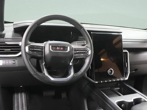 Used 2025 GMC Acadia Elevation w/ Elevation Premium Package AWD/4WD image 9