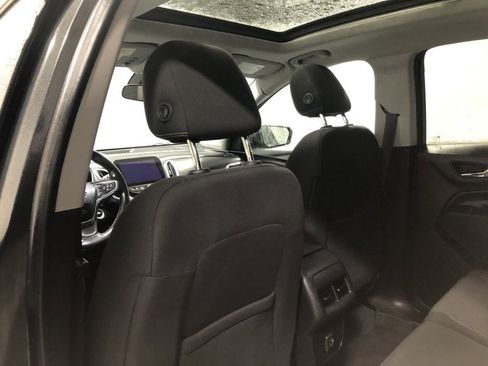 Used 2019 Chevrolet Equinox LT w/ Sun & Navigation Package image 18