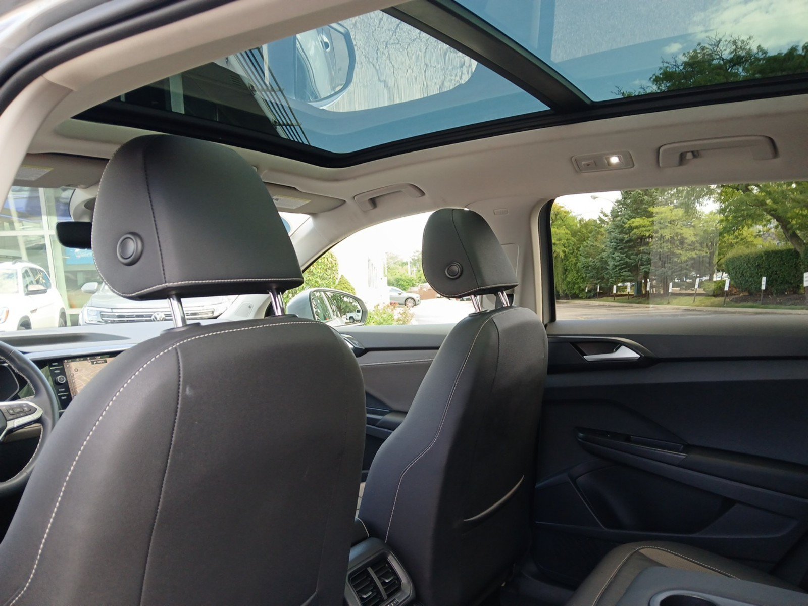 Certified 2023 Volkswagen Taos SEL AWD/4WD image 22