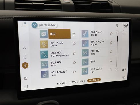 Used 2025 Land Rover Defender 110 Sedona Red Edition image 11