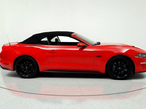 Used 2018 Ford Mustang GT Premium w/ Equipment Group 401A RWD image 6