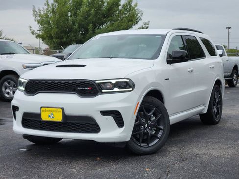 New 2026 Dodge Durango GT w/ Blacktop Package AWD/4WD image 1