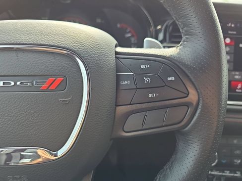 Used 2025 Dodge Durango GT RWD image 19