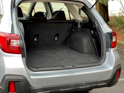 Used 2018 Subaru Outback 2.5i image 48