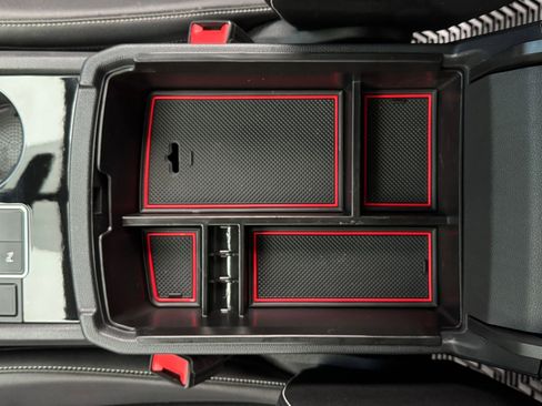 Used 2023 Volkswagen Atlas SE image 27