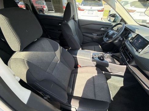 Certified 2026 Nissan Rogue SV image 23