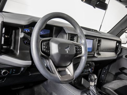 Used 2023 Ford Bronco 4-Door image 17