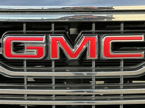 Certified 2023 GMC Sierra 1500 SLT w/ SLT Premium Package image 39