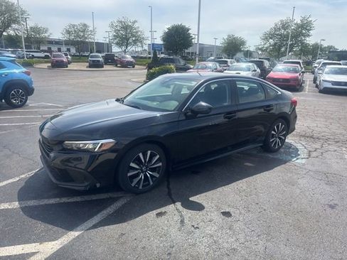 Used 2022 Honda Civic EX image 4