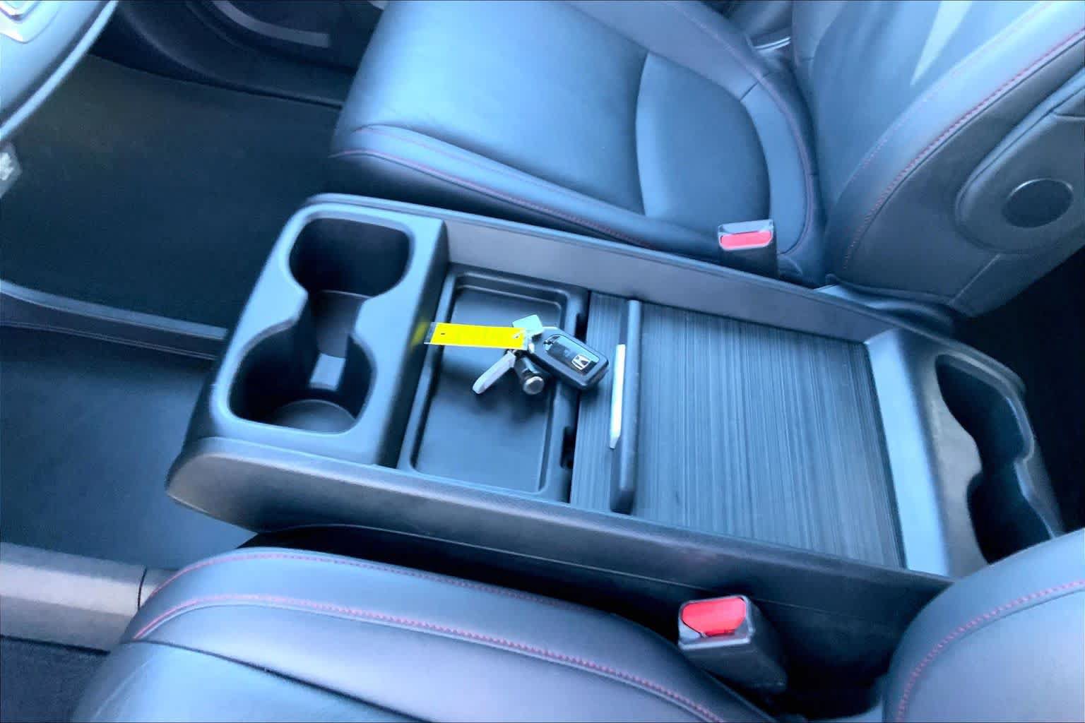 Used 2024 Honda Odyssey Sport image 17