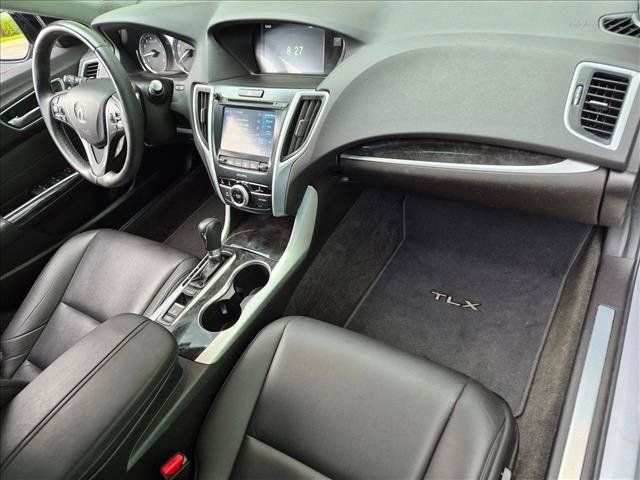 Used 2018 Acura TLX FWD image 19