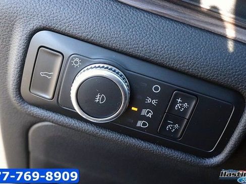 Certified 2022 Ford Explorer Limited w/ Equipment Group 301A image 29