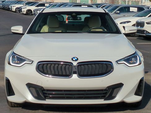 Certified 2023 BMW 230i 230i w/ Premium Package image 3