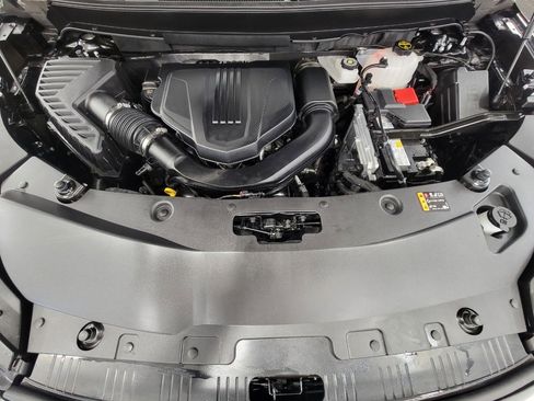 Certified 2025 Buick Enclave Preferred image 8