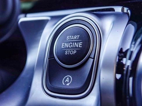 Used 2024 Mercedes-Benz GLB 250 GLB 250 image 23