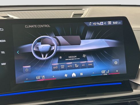 New 2026 BMW X2 xDrive28i w/ Technology Package image 15