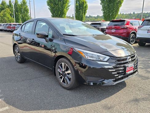 New 2025 Nissan Versa SV w/ Trunk Package image 3
