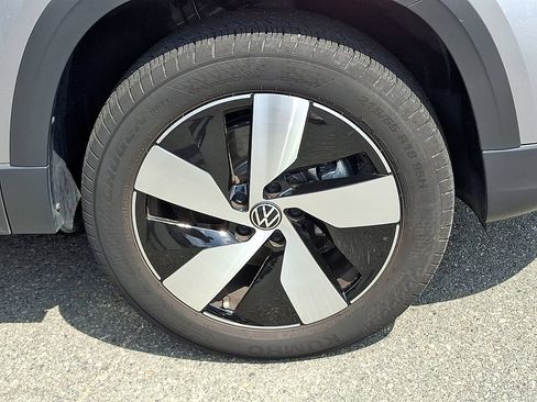 Used 2023 Volkswagen Taos S w/ Driver Assistance Package AWD/4WD image 8