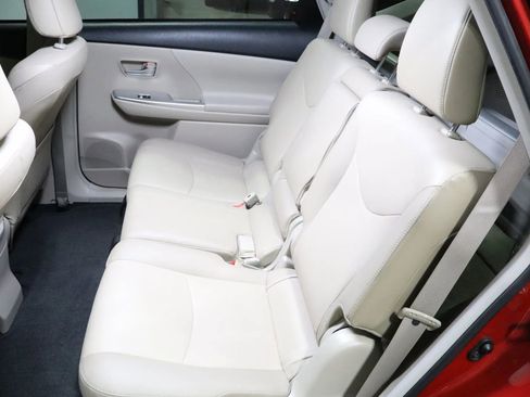 Used 2013 Toyota Prius V Five image 13