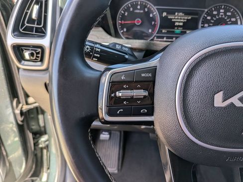 Certified 2023 Kia Sorento S w/ Panoramic Sunroof Package AWD/4WD image 31