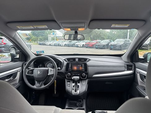 Used 2018 Honda CR-V LX image 5