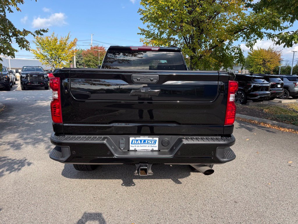 Used 2024 Chevrolet Silverado 2500 Custom w/ Custom Value Package AWD/4WD image 4