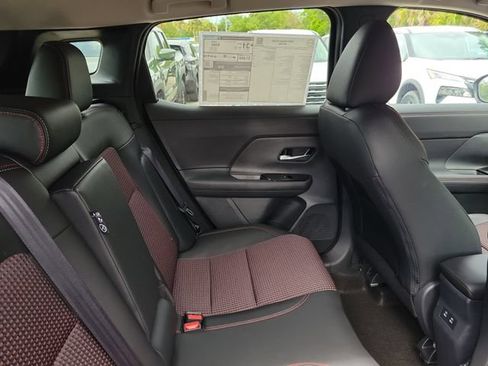 New 2026 Nissan Kicks SR w/ Cold Weather Package FWD image 28
