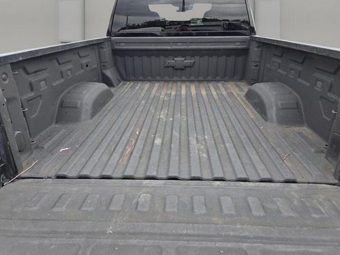 Used 2022 Chevrolet Silverado 2500 LT w/ Convenience Package AWD/4WD image 17