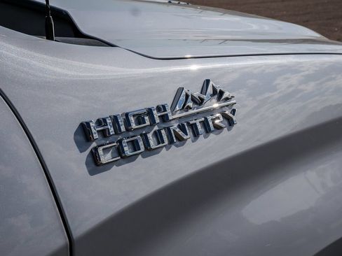 New 2026 Chevrolet Silverado 1500 High Country AWD/4WD image 10