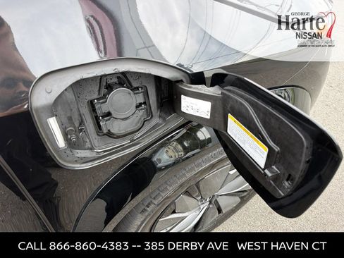 Certified 2024 Nissan Ariya AWD image 33