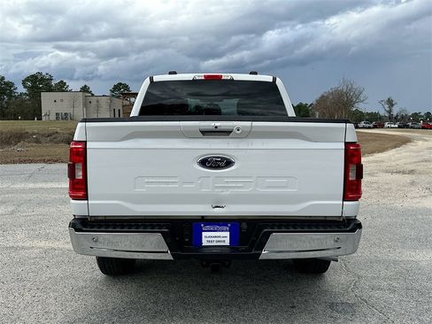 Used 2021 Ford F150 XLT w/ Equipment Group 302A High image 15