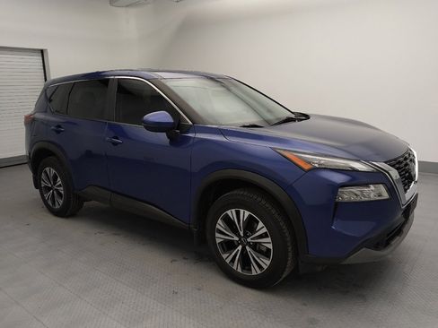 Used 2023 Nissan Rogue SV image 11