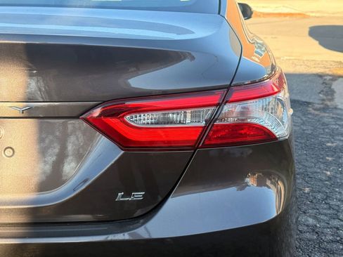 Used 2018 Toyota Camry LE w/ Protection Package (Q2) image 31